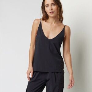 Vuori Black V-Neck Villa Tank Top